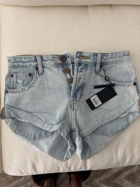 One teaspoon bandits shorts in Florence